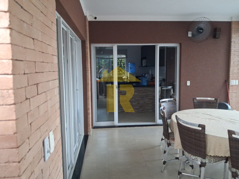 Casa de Condomínio com 3 quartos à venda, 250m² — foto 14 de 56
