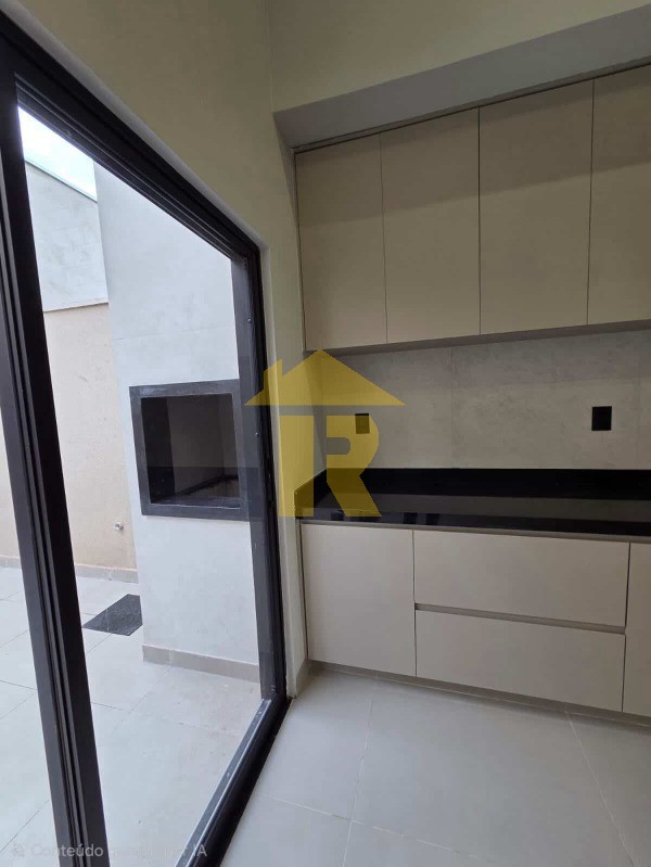 Casa com 3 quartos à venda, 120m² — foto 13 de 33
