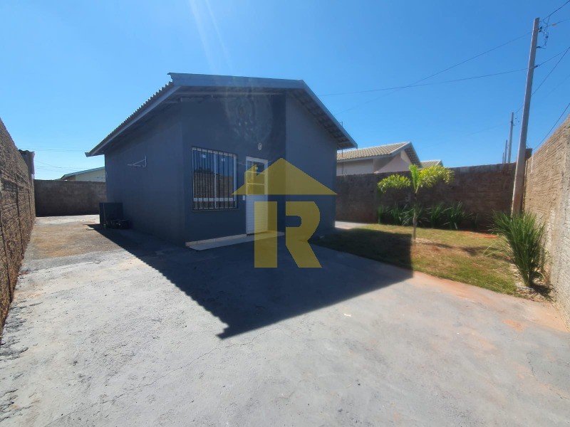 Casa com 2 quartos à venda, 50m² — foto 1 de 26
