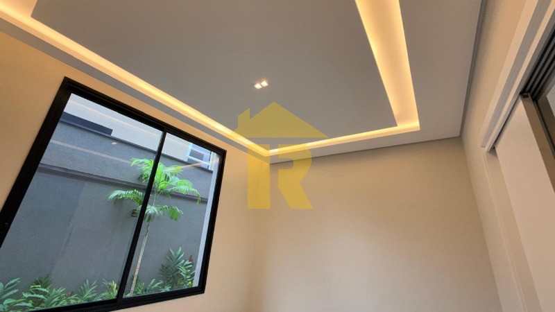 Casa de Condomínio com 3 quartos à venda, 230m² — foto 18 de 45