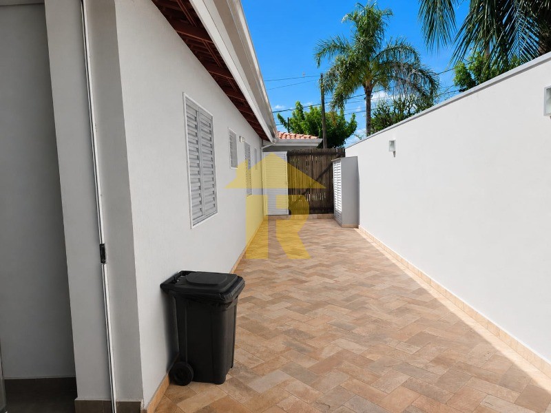 Casa de Condomínio com 3 quartos à venda, 140m² — foto 13 de 20