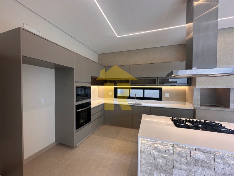 Casa de Condomínio com 3 quartos à venda, 245m² — foto 11 de 63
