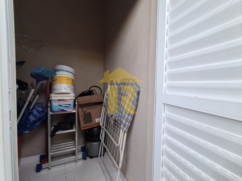 Casa de Condomínio com 3 quartos à venda, 250m² — foto 21 de 56