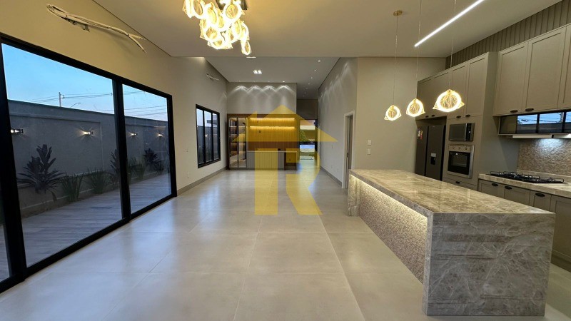 Casa de Condomínio com 3 quartos à venda, 211m² — foto 10 de 21
