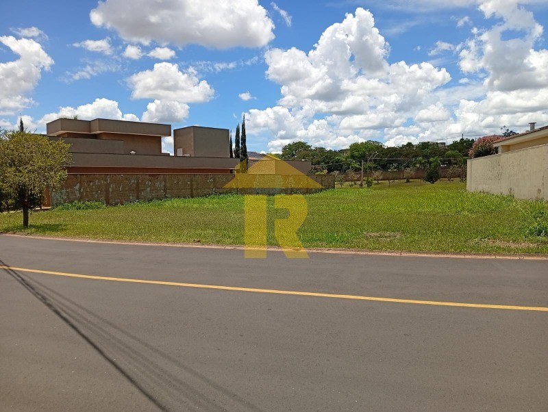 Terreno / Lote / Condomínio  à venda, 854m² — foto 1 de 19