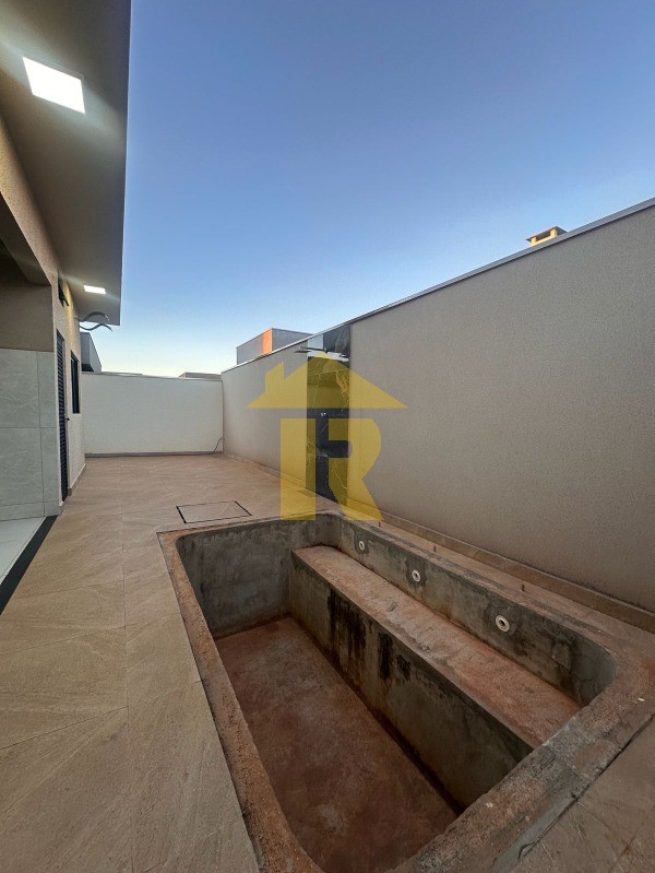 Casa de Condomínio com 3 quartos à venda, 150m² — foto 15 de 29