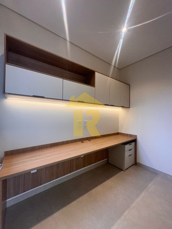 Casa de Condomínio com 3 quartos à venda, 245m² — foto 4 de 63