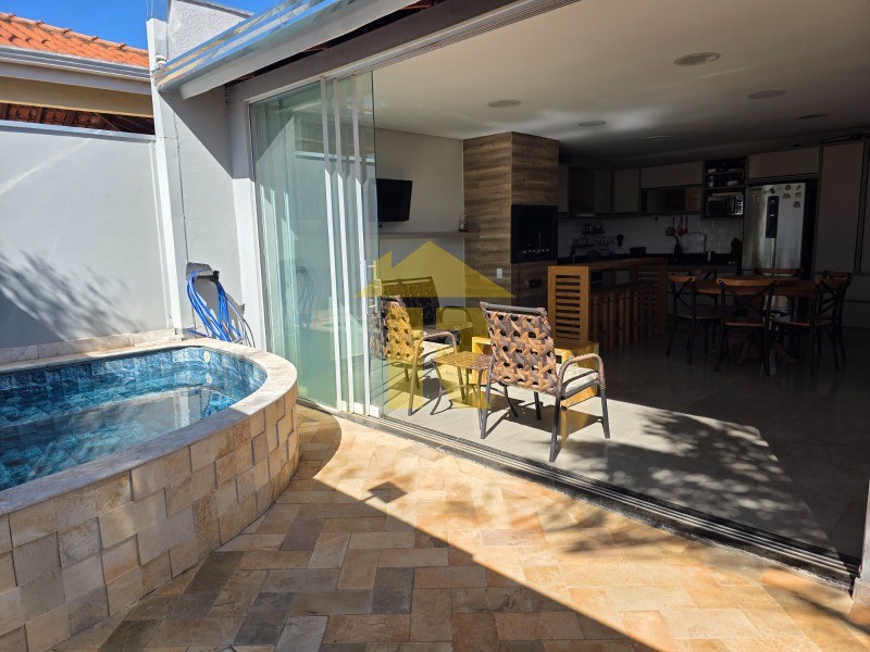 Casa de Condomínio com 3 quartos à venda, 140m² — foto 9 de 20