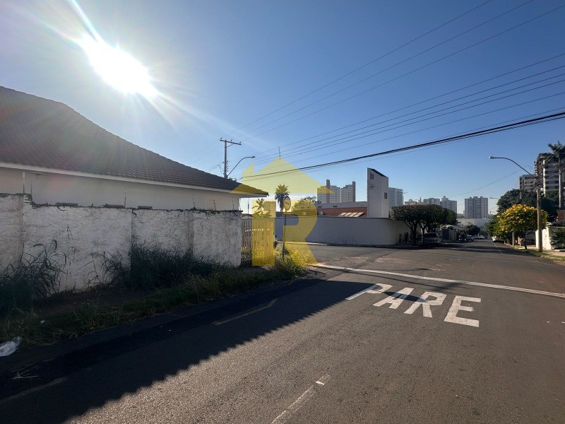 Casa com 3 quartos à venda, 300m² — foto 4 de 34