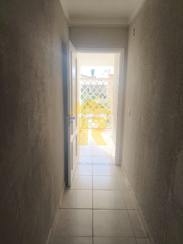 Casa de Condomínio com 3 quartos à venda, 130m² — foto 3 de 44