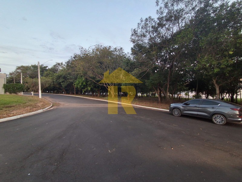 Casa de Condomínio com 3 quartos à venda, 250m² — foto 47 de 56