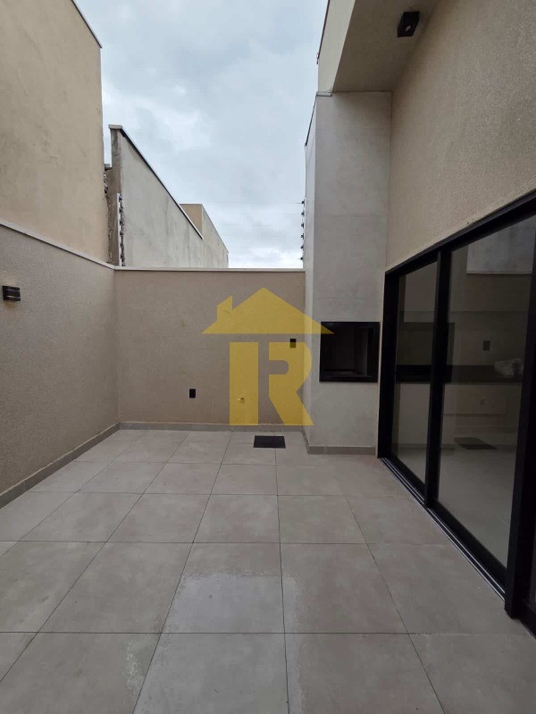 Casa com 3 quartos à venda, 120m² — foto 14 de 33