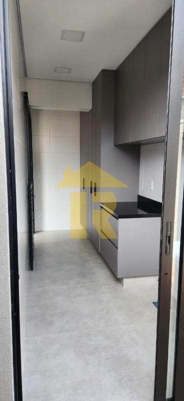Casa de Condomínio com 3 quartos à venda, 185m² — foto 13 de 49