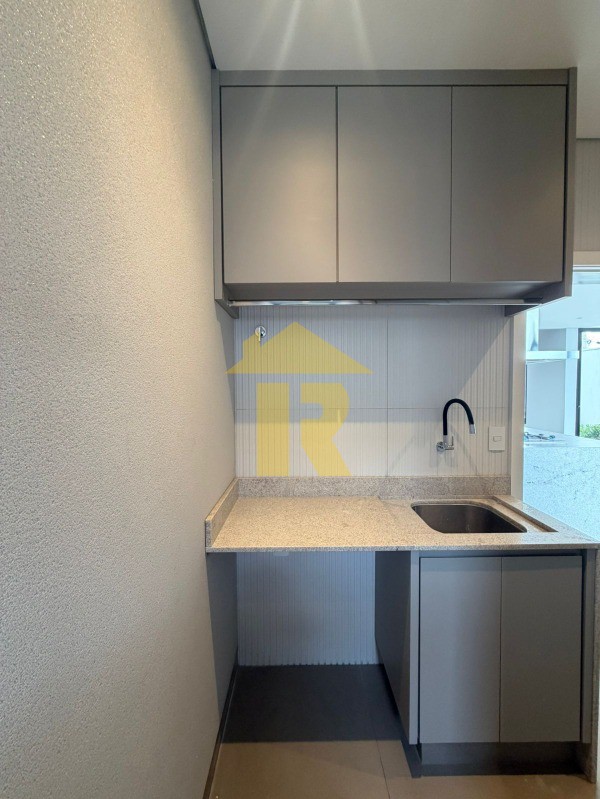Casa de Condomínio com 3 quartos à venda, 181m² — foto 7 de 25