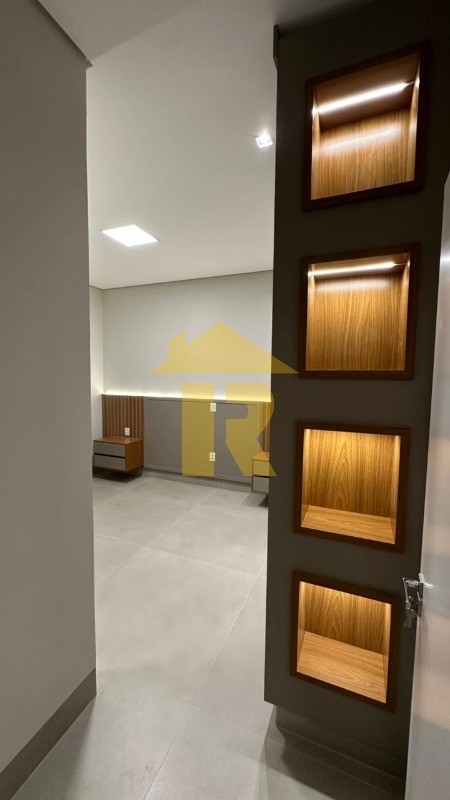 Casa de Condomínio com 3 quartos à venda, 211m² — foto 17 de 21