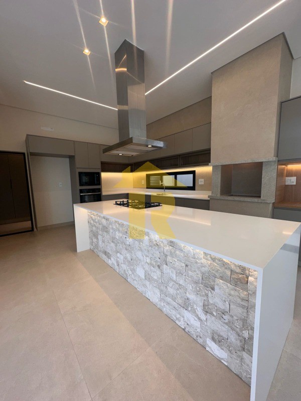 Casa de Condomínio com 3 quartos à venda, 245m² — foto 8 de 63