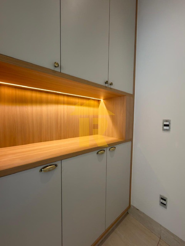 Casa de Condomínio com 3 quartos à venda, 180m² — foto 16 de 21