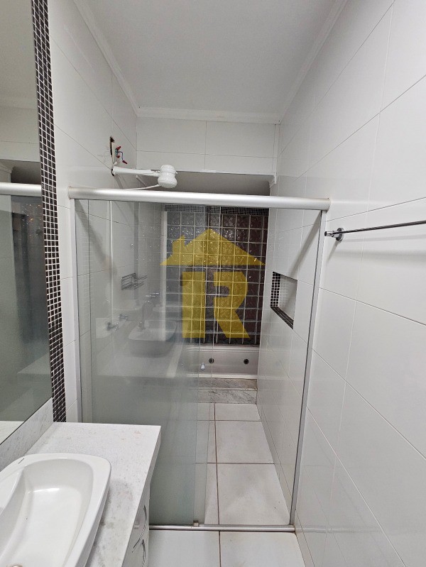 Casa com 3 quartos à venda, 173m² — foto 21 de 27