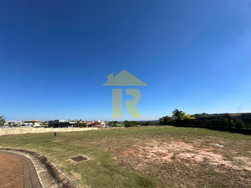 Terreno / Lote / Condomínio  à venda, 2421m² — foto 2 de 24