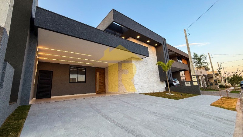 Casa de Condomínio com 3 quartos à venda, 165m² — foto 3 de 36