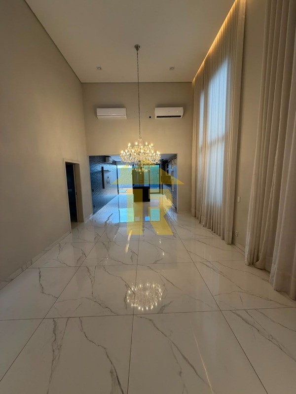 Casa de Condomínio com 3 quartos à venda, 230m² — foto 11 de 32