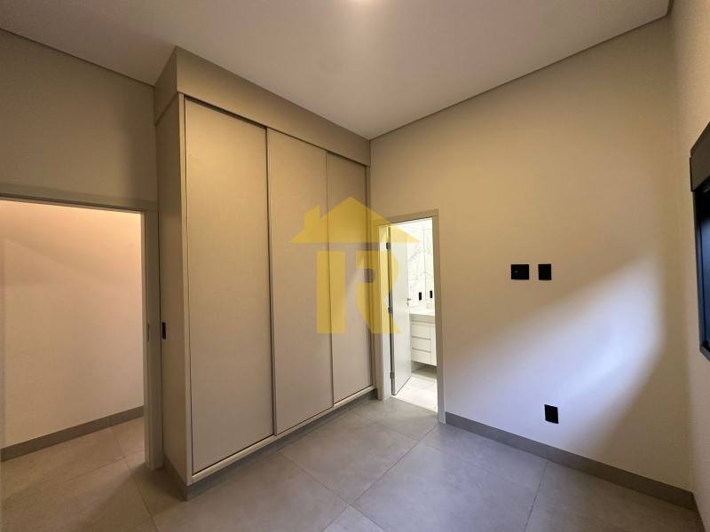 Casa de Condomínio com 3 quartos à venda, 247m² — foto 20 de 25
