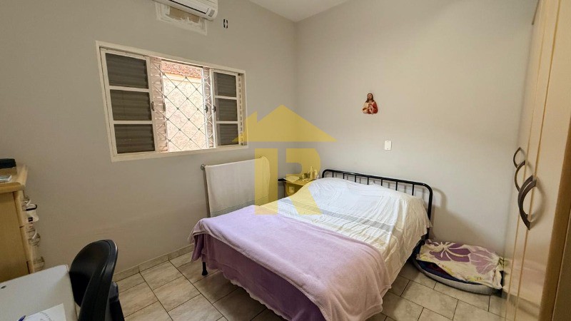 Casa com 3 quartos à venda, 220m² — foto 31 de 39