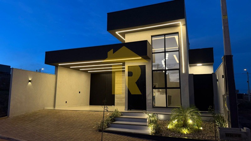 Casa com 3 quartos à venda, 126m² — foto 1 de 22