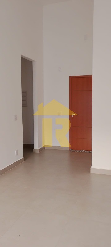 Casa de Condomínio com 2 quartos à venda e aluguel, 107m² — foto 4 de 25