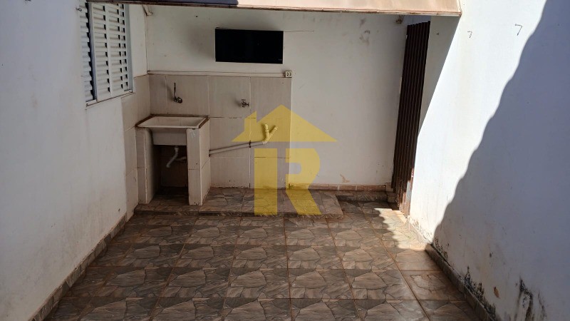 Casa com 2 quartos à venda, 125m² — foto 13 de 27