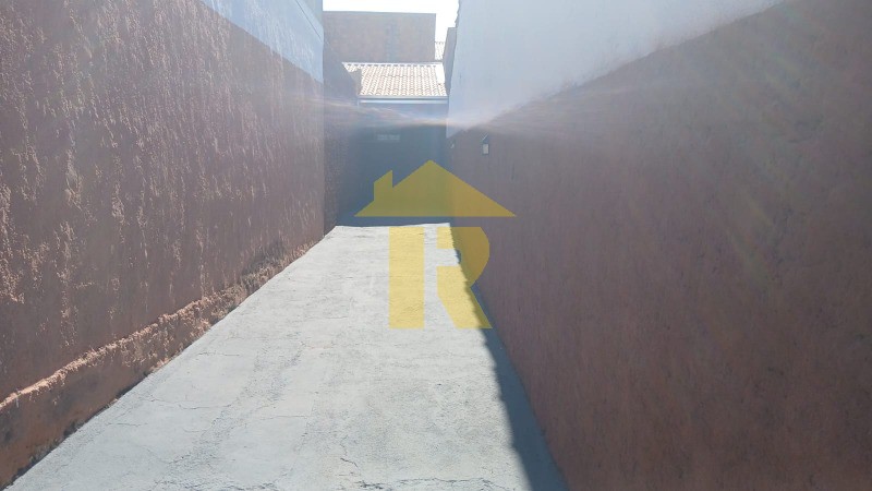 Casa com 2 quartos à venda e aluguel, 54m² — foto 3 de 27