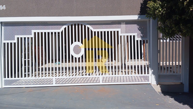 Casa com 3 quartos à venda, 160m² — foto 2 de 29