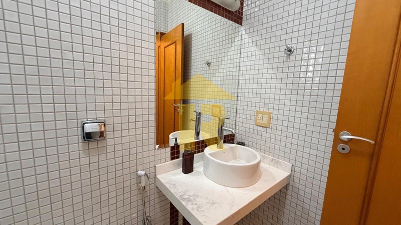 Casa de Condomínio com 4 quartos à venda, 400m² — foto 38 de 40