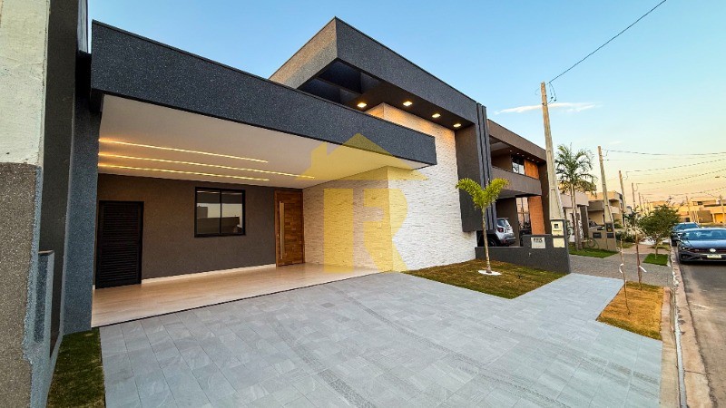 Casa de Condomínio com 3 quartos à venda, 165m² — foto 4 de 36