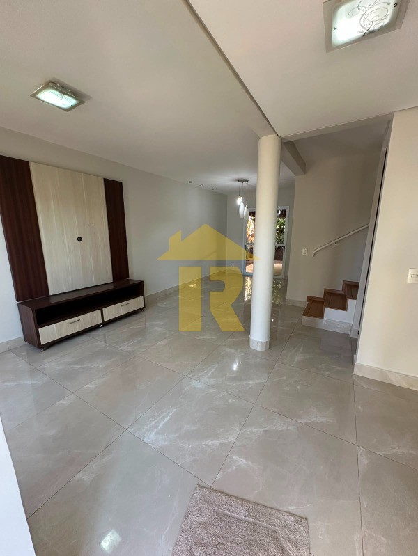 Casa de Condomínio com 3 quartos à venda, 120m² — foto 3 de 24