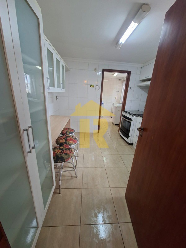Apartamento com 3 quartos à venda, 115m² — foto 12 de 21