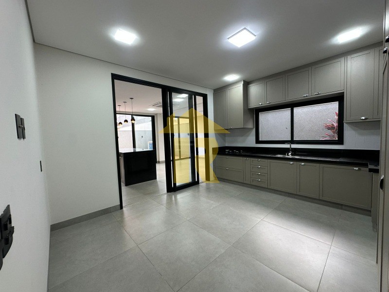 Casa de Condomínio com 3 quartos à venda, 247m² — foto 6 de 25