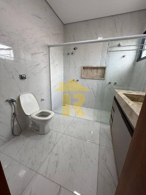 Casa de Condomínio com 3 quartos à venda, 250m² — foto 32 de 40