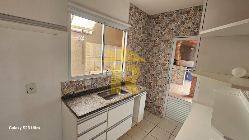 Casa de Condomínio com 2 quartos à venda, 120m² — foto 7 de 39
