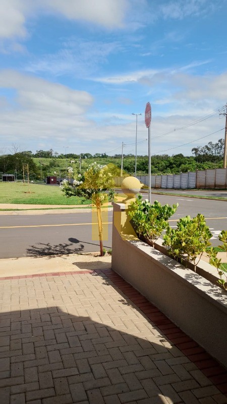 Casa de Condomínio com 2 quartos à venda e aluguel, 107m² — foto 3 de 25