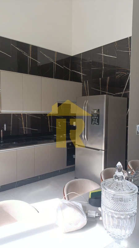 Casa com 3 quartos à venda, 160m² — foto 16 de 23