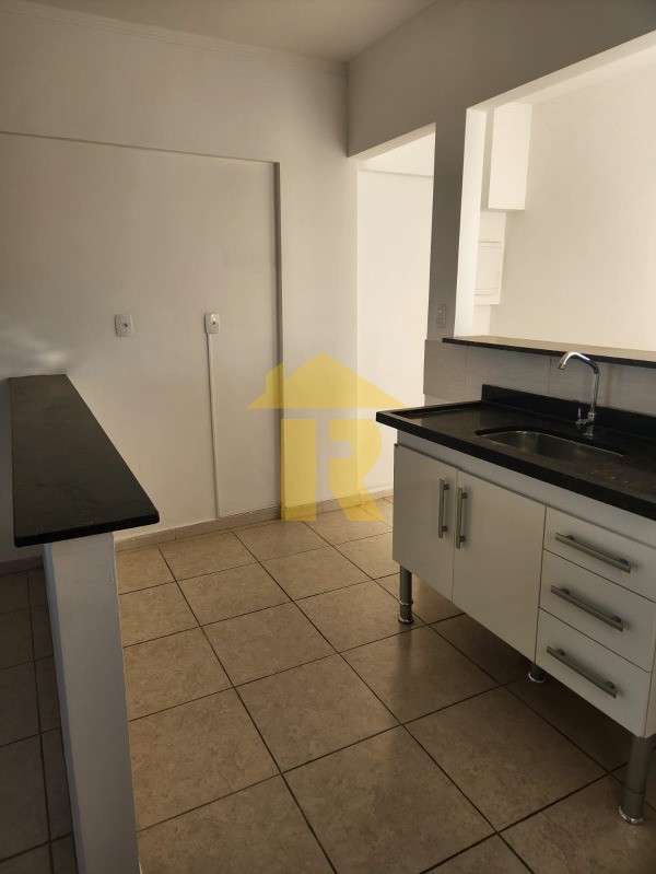 Apartamento com 2 quartos à venda, 65m² — foto 3 de 20