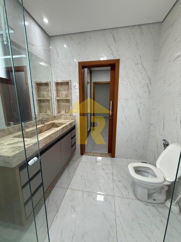 Casa de Condomínio com 3 quartos à venda, 250m² — foto 26 de 40