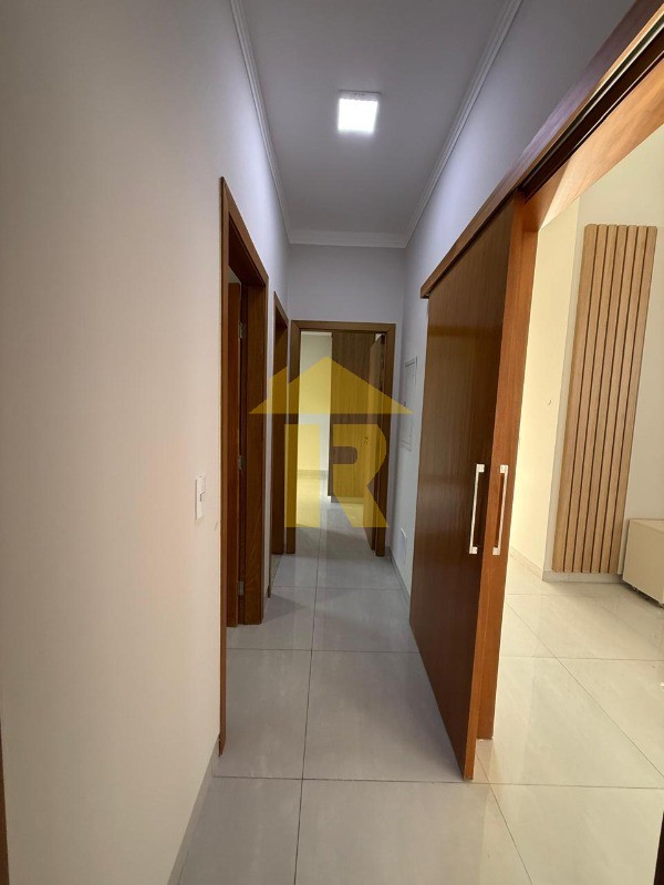 Casa de Condomínio com 3 quartos à venda, 250m² — foto 4 de 40