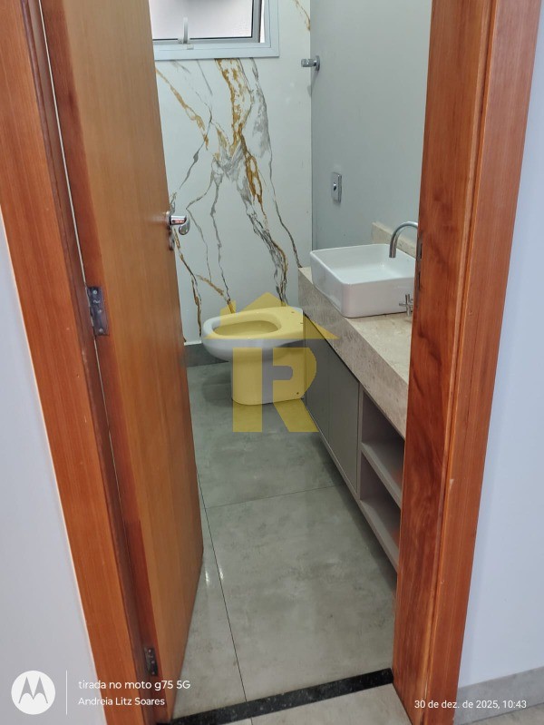 Casa de Condomínio com 4 quartos à venda, 260m² — foto 11 de 40