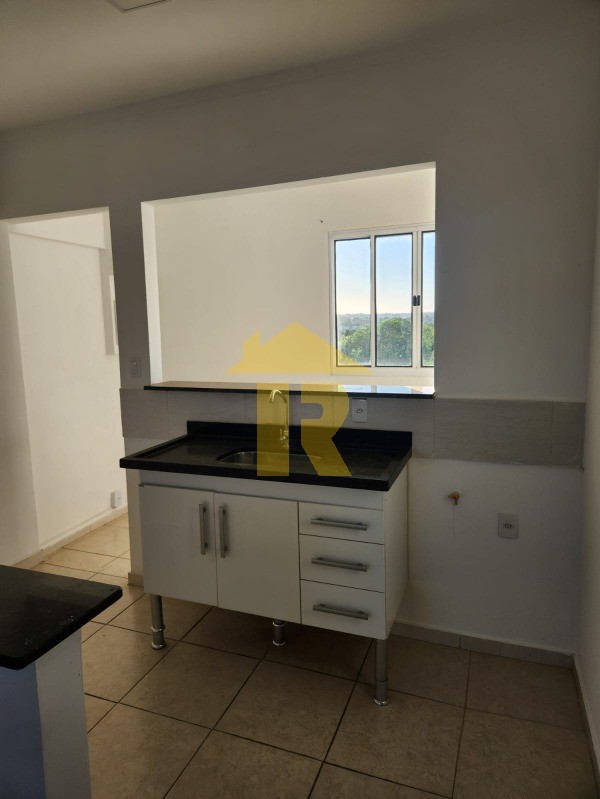 Apartamento com 2 quartos à venda, 65m² — foto 1 de 20