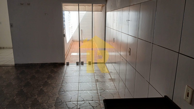 Casa com 2 quartos à venda, 125m² — foto 12 de 27