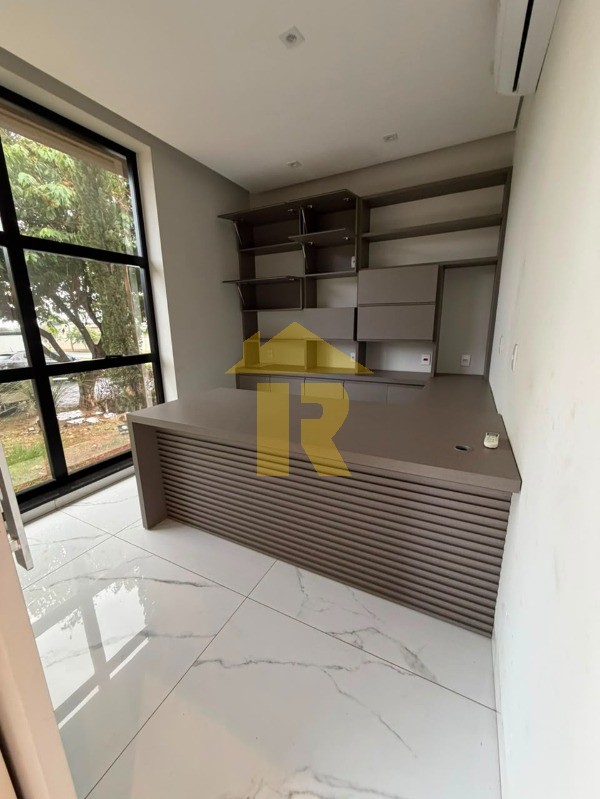 Casa de Condomínio com 3 quartos à venda, 230m² — foto 6 de 32