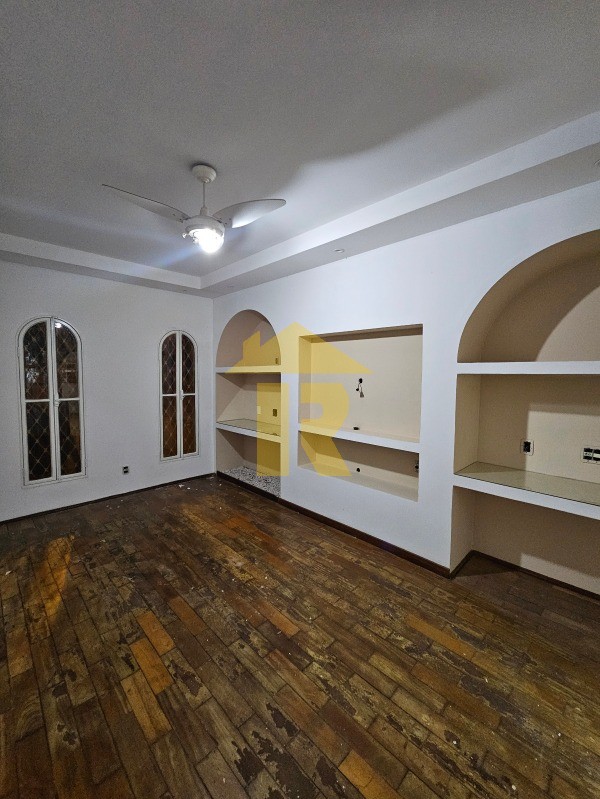 Casa com 3 quartos à venda, 173m² — foto 8 de 27
