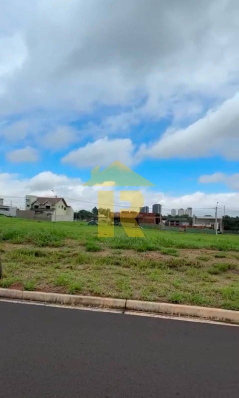 Terreno / Lote / Condomínio  à venda, 405m² — foto 7 de 32
